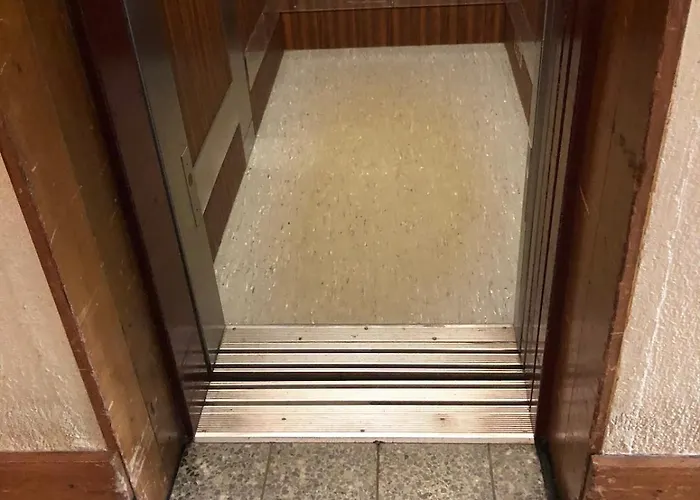 アパート Relax 6 *